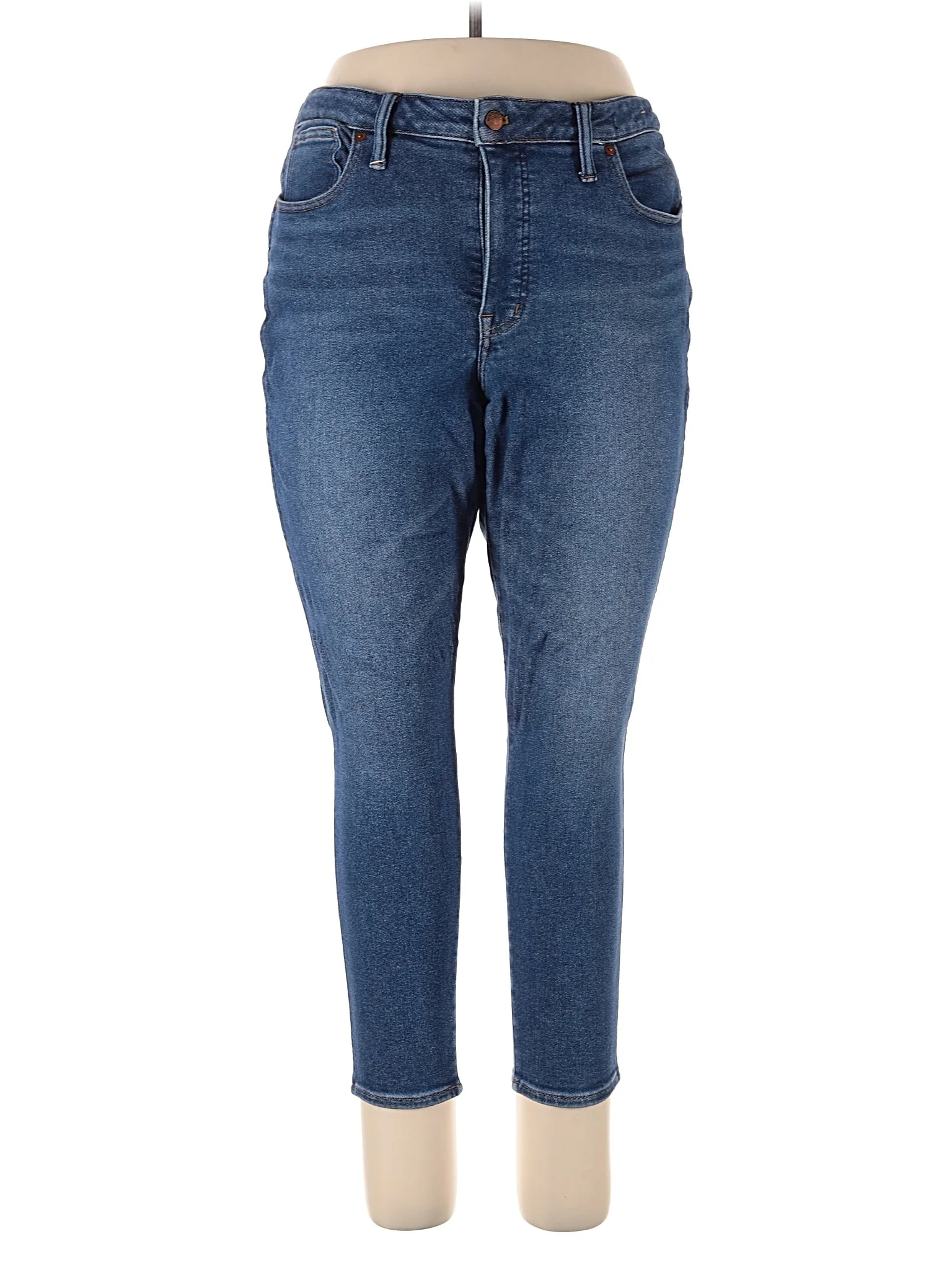 Mid-Rise Skinny Jeans in Medium Wash